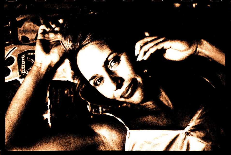 Telephone (remake) - ID 000086