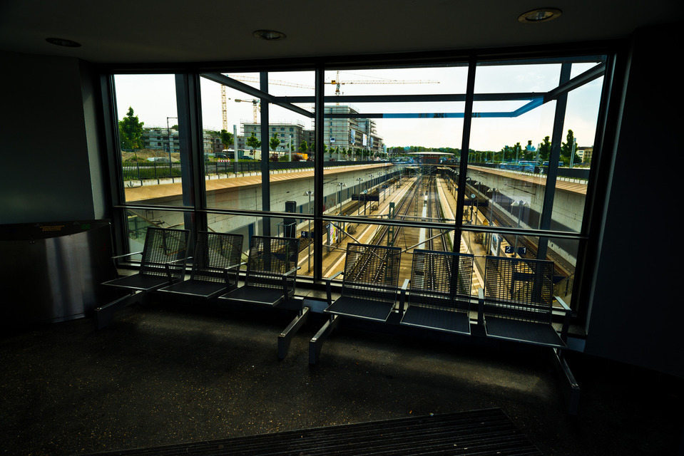 Rear Window - ID 000197