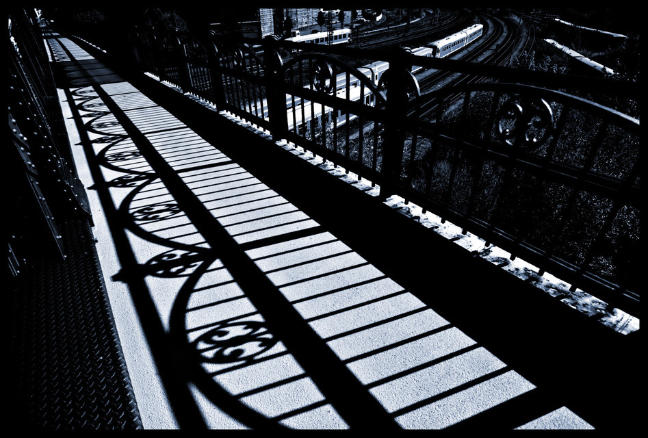 Fence Shadow - ID 000440