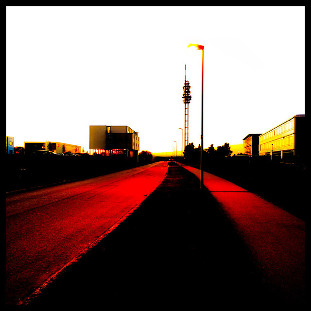 Red Street - ID 000519