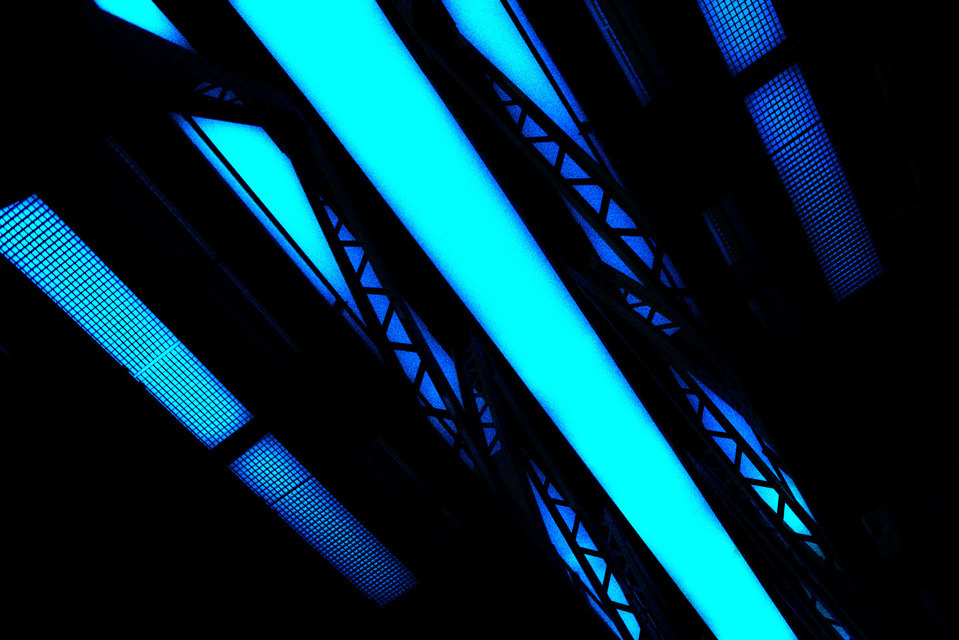 Blue Sky Under Bridge - ID 000584