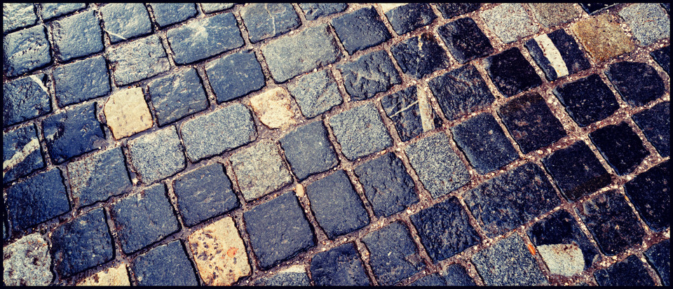 Wet Cobbles - ID 000825