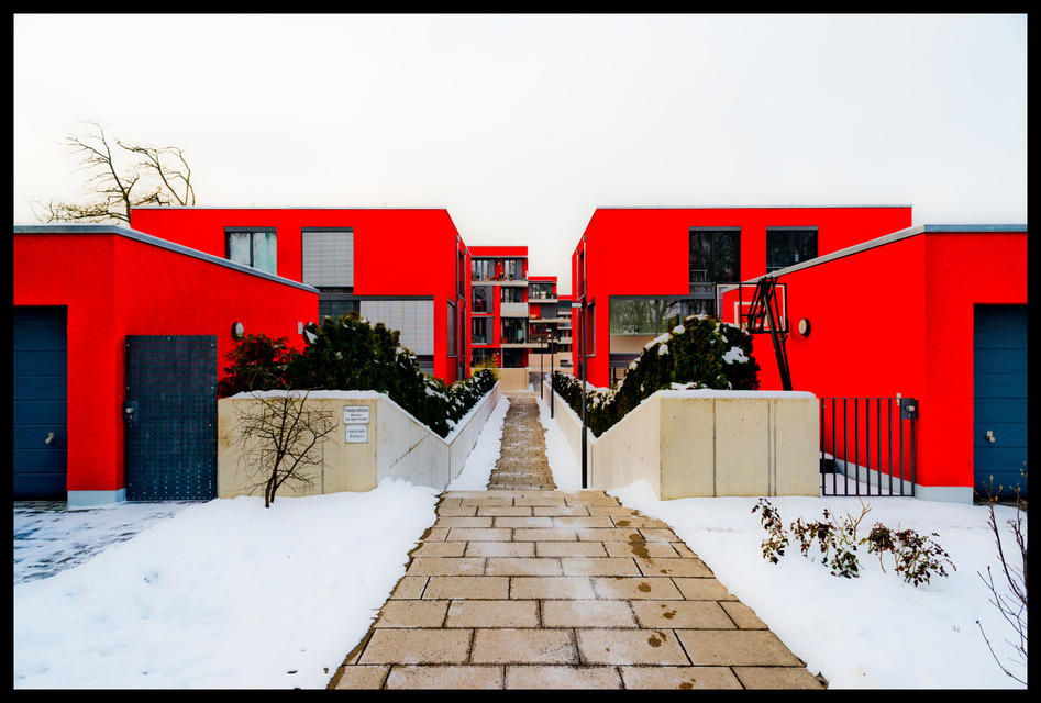 Red Houses - ID 000978