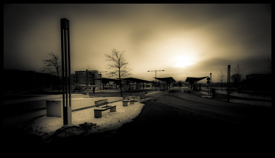 Bus Station - ID 000987