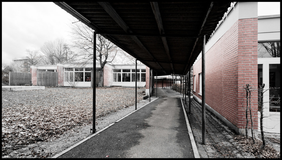 North View - ID 001006