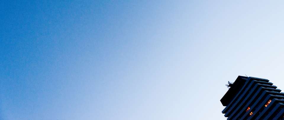 Breaking Night - ID 001441