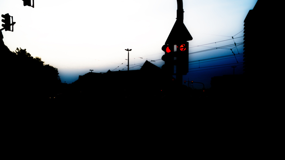 Red on Blue - ID 001554