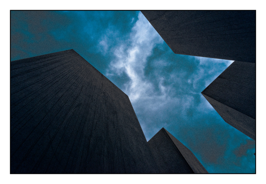 Stelae III - ID 001648