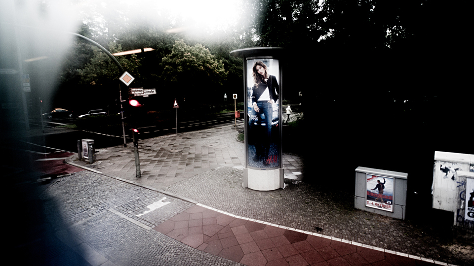 Tall Woman Short Man - ID 001696