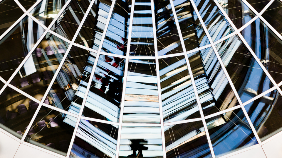 Mirror and Not - ID 001833