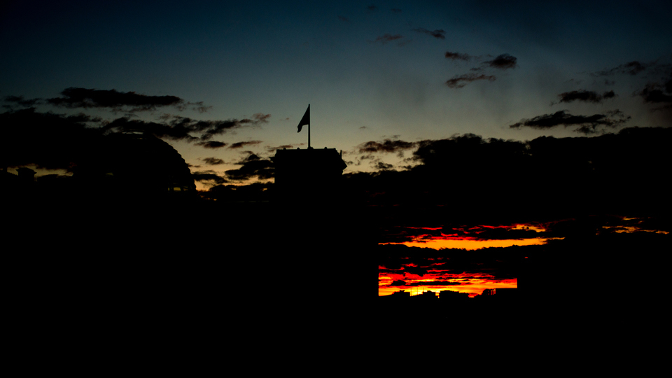 Entering Darkness in Berlin - ID 001853