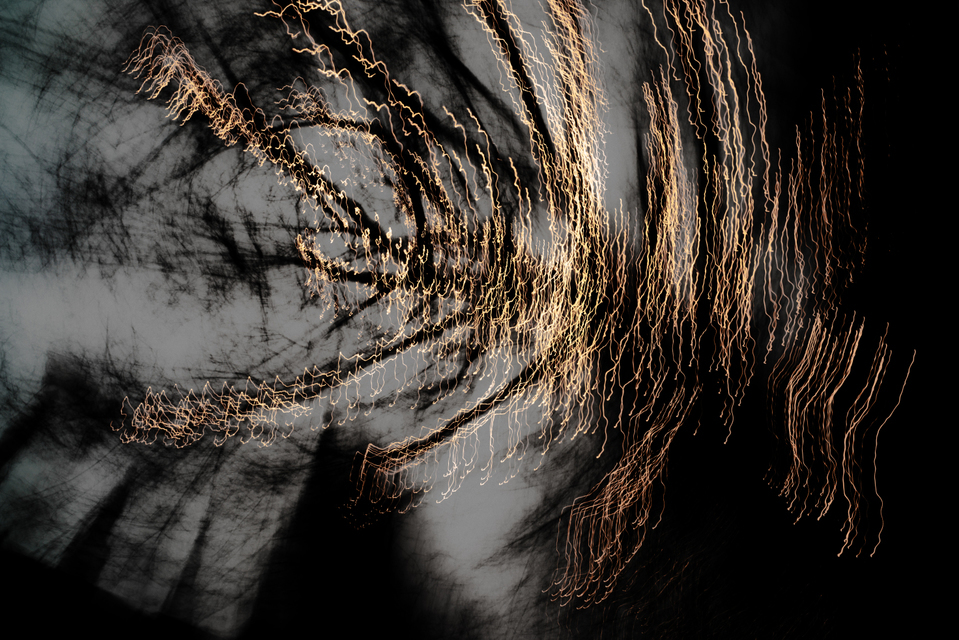 Dancing Lights XXXIII - ID 002044