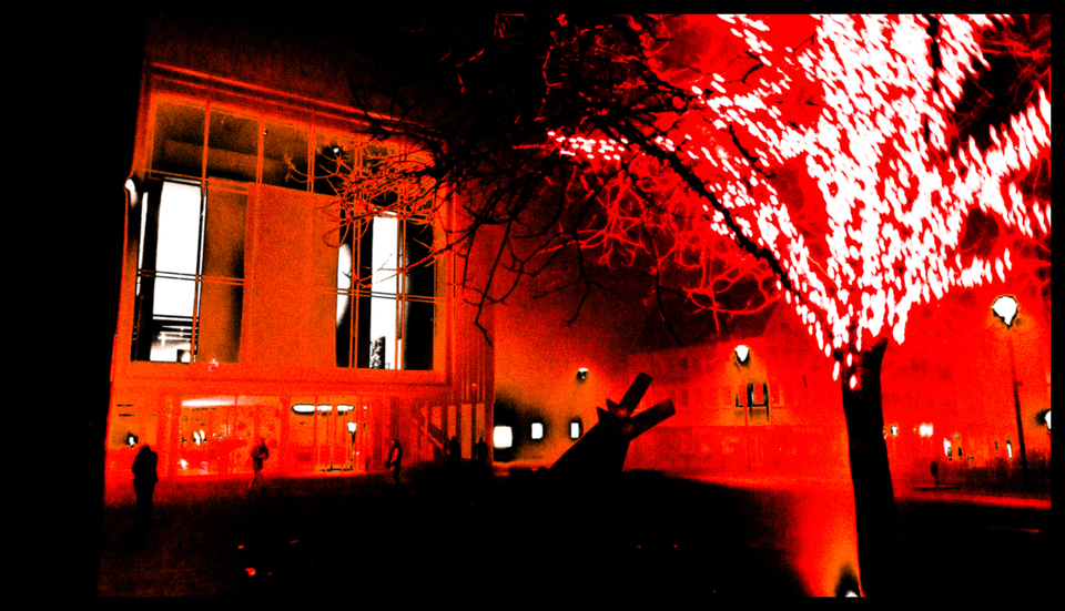 Red Scene IV - ID 002150