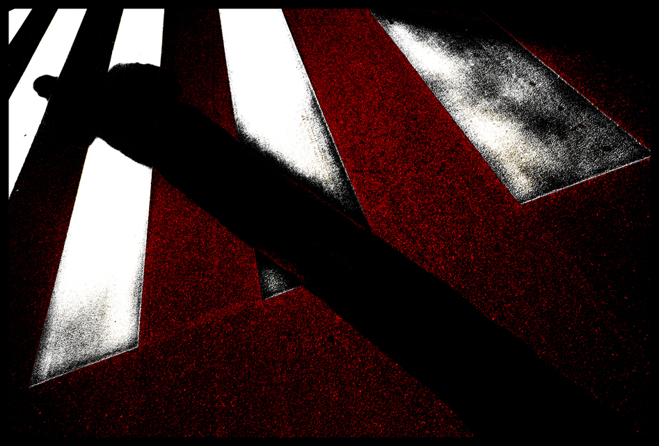 Black White Red III - ID 002218