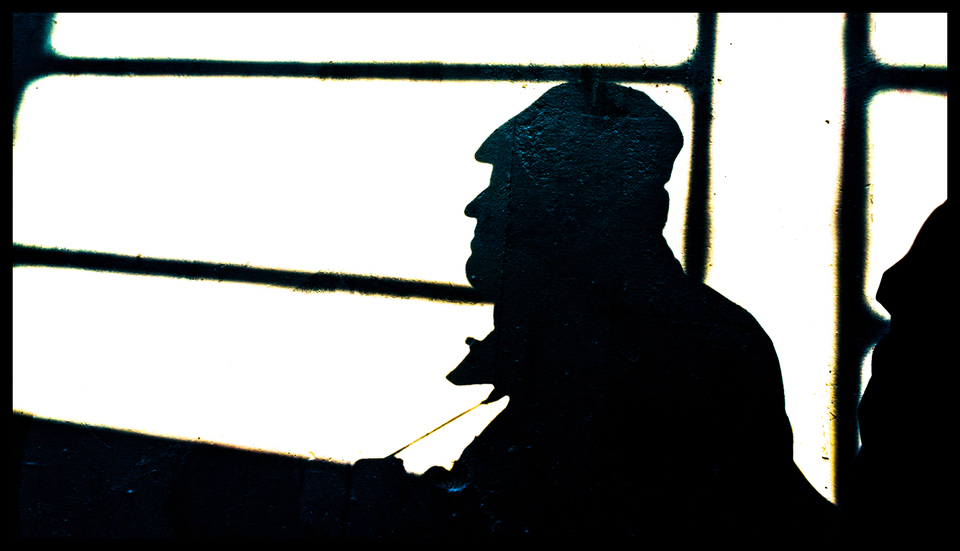 Photographers Shadow I - ID 002276