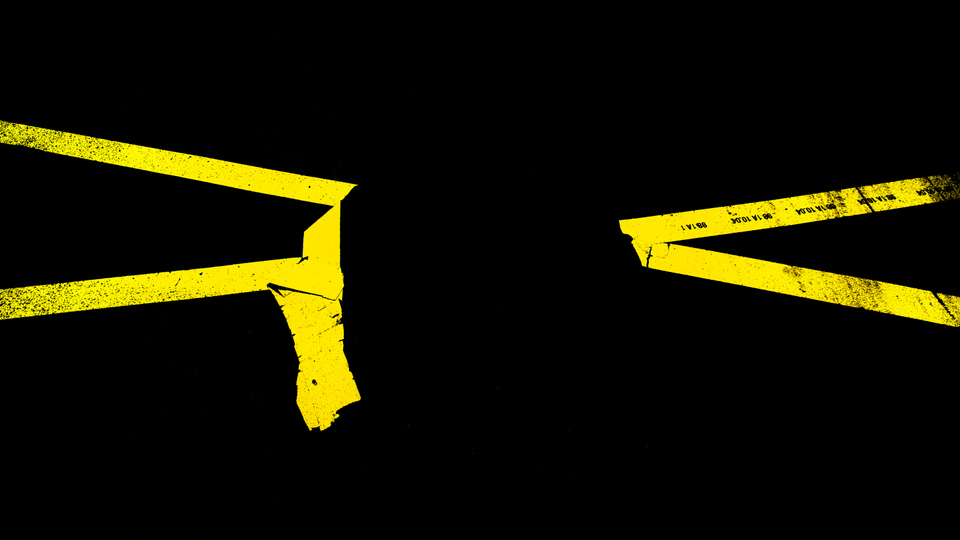 Broken Cross II - ID 002325