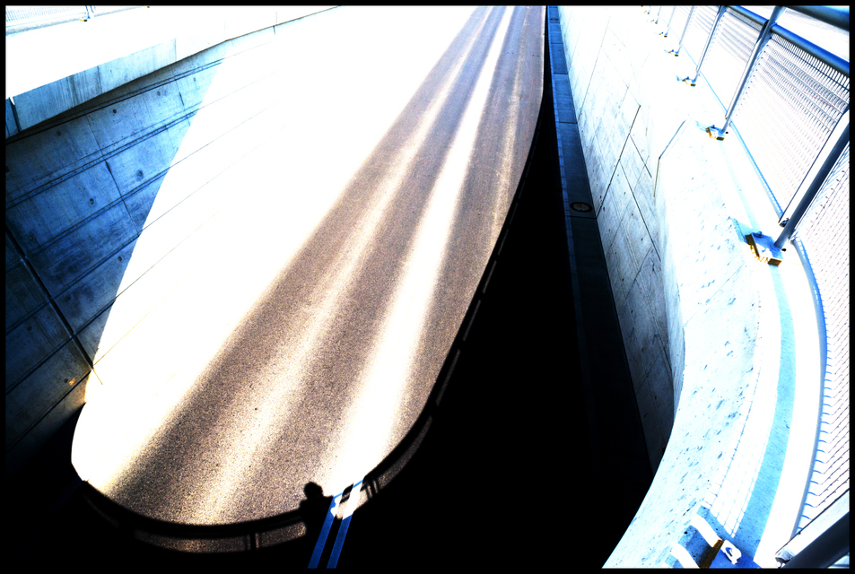 Shadow and Light - ID 002380