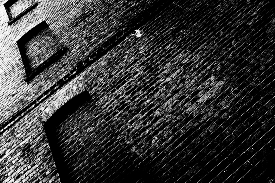 Wall in BW - ID 002426