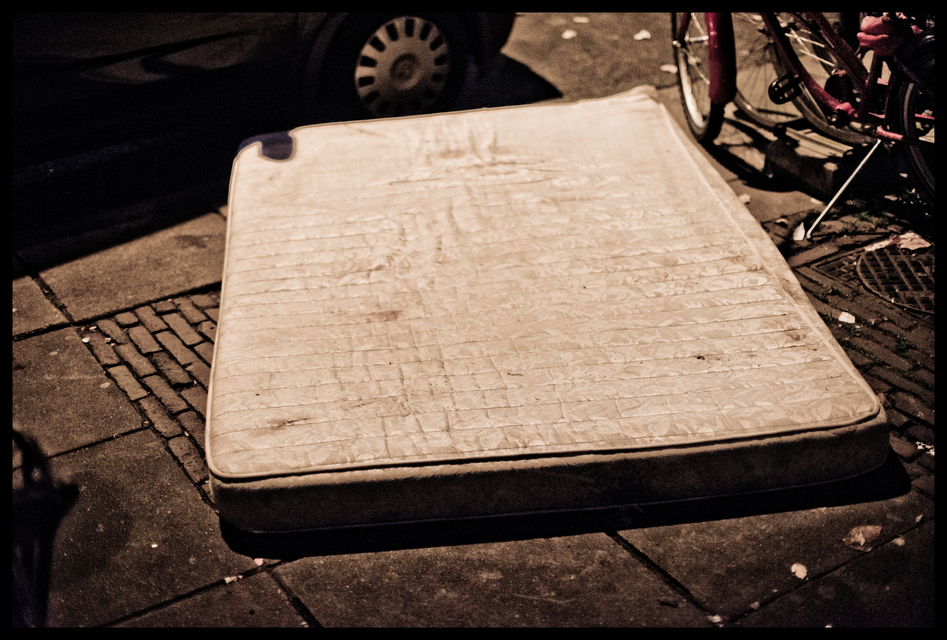 Street Bed - ID 002976