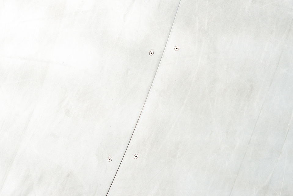 Steel Curve - ID 003007