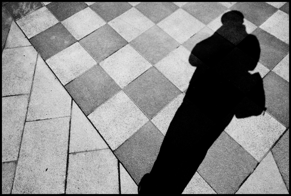 On the Ground - ID 003399