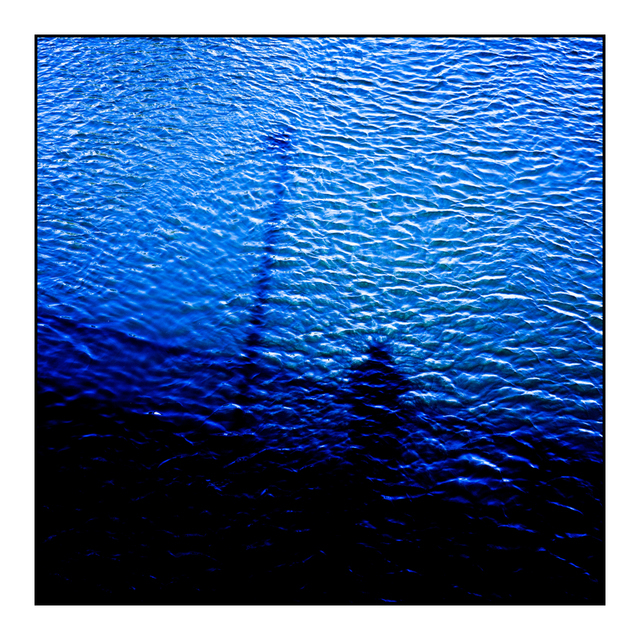 Man and Danube II - ID 003408