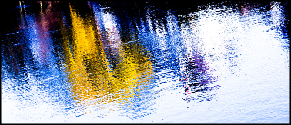 Colored Water - ID 003414