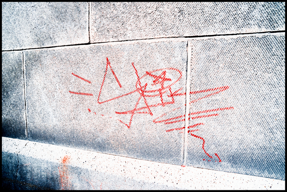 Sign on the Wall - ID 003445