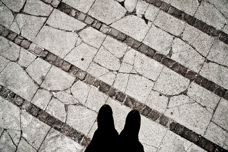 Broken Stones II - ID 003548