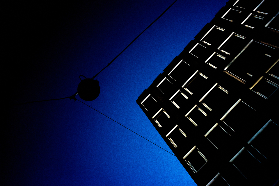 Dark Light - ID 003683