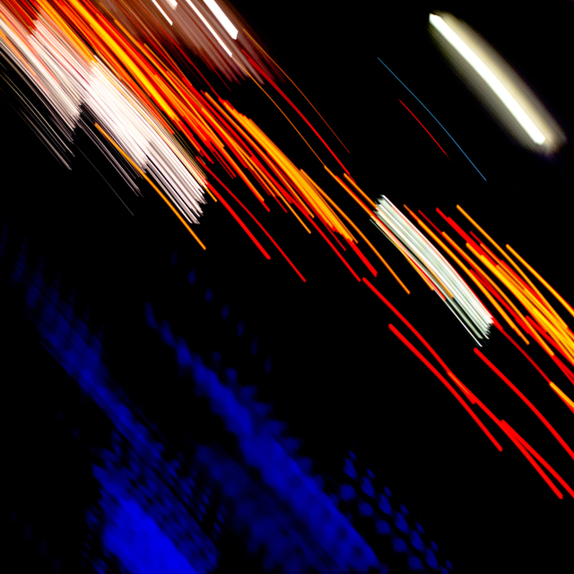 Red Yellow White on Blue - ID 003759