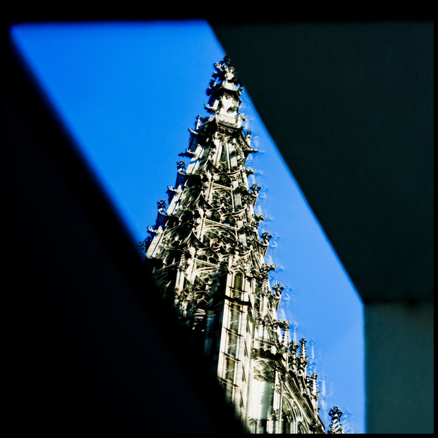 Minster Mirror Cut - ID 003795