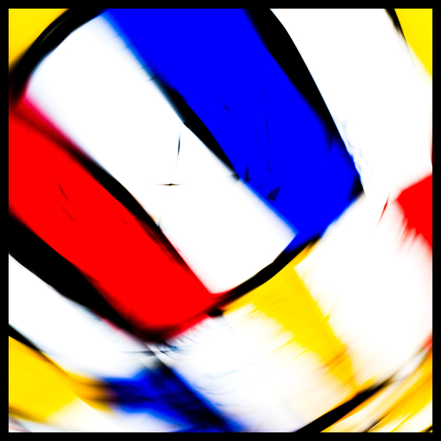 Red Blue Yellow on White II - ID 003940