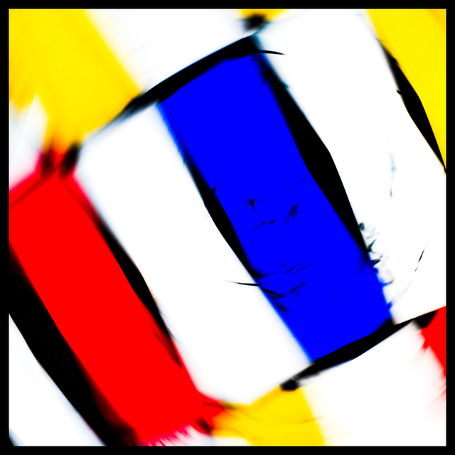 Red Blue Yellow on White III - ID 003941