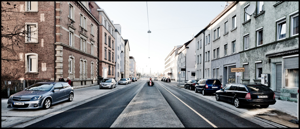 Backyard Street - ID 003960