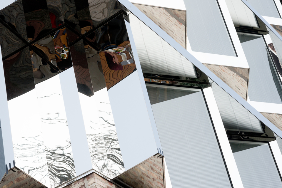 New Bank II - ID 004168