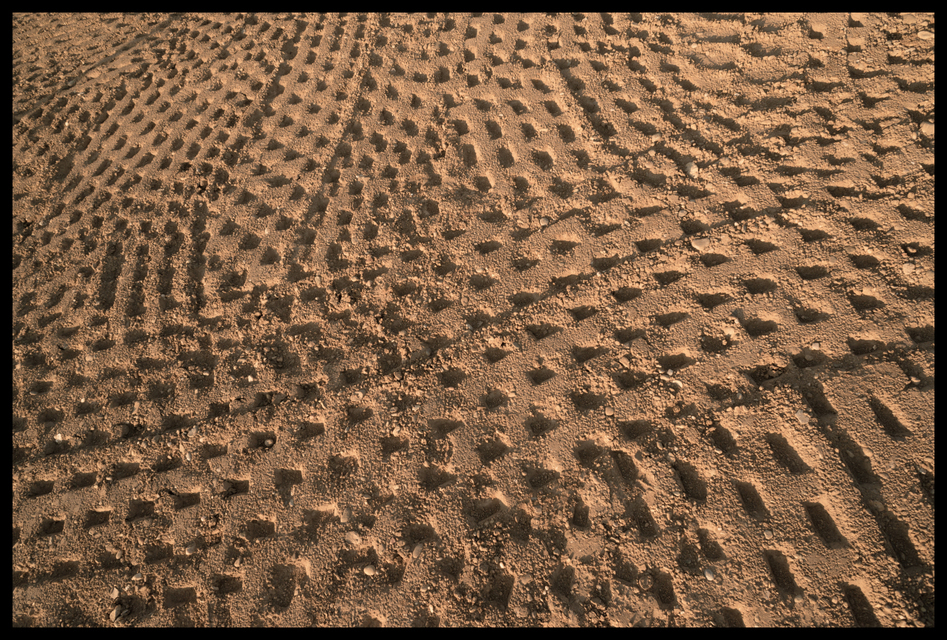 Maltreated Earth III - ID 004245