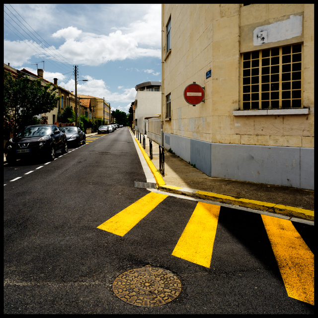 Three Stripes - ID 004340