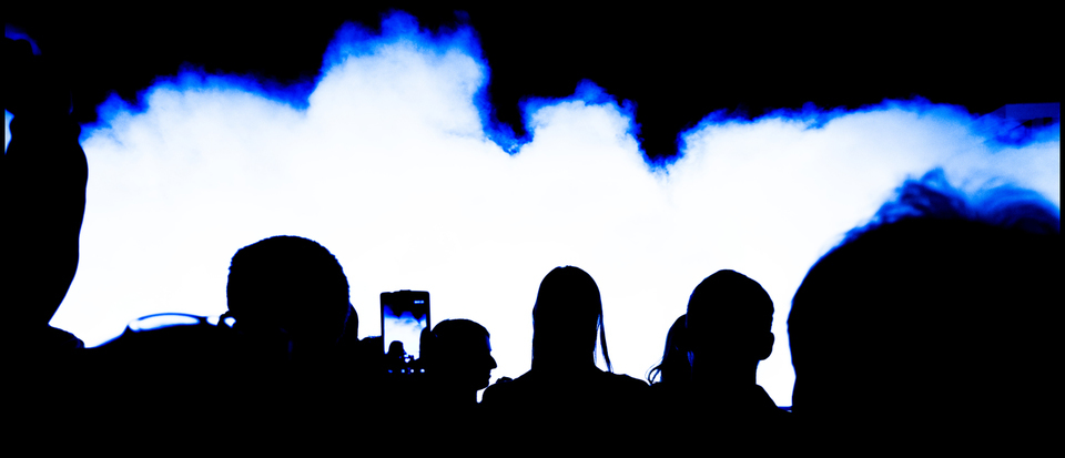 In Front of the White - ID 004463