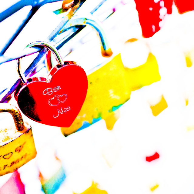 Ben and Nes Lockup - ID 004527