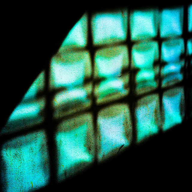 Window Reflection I - ID 004554