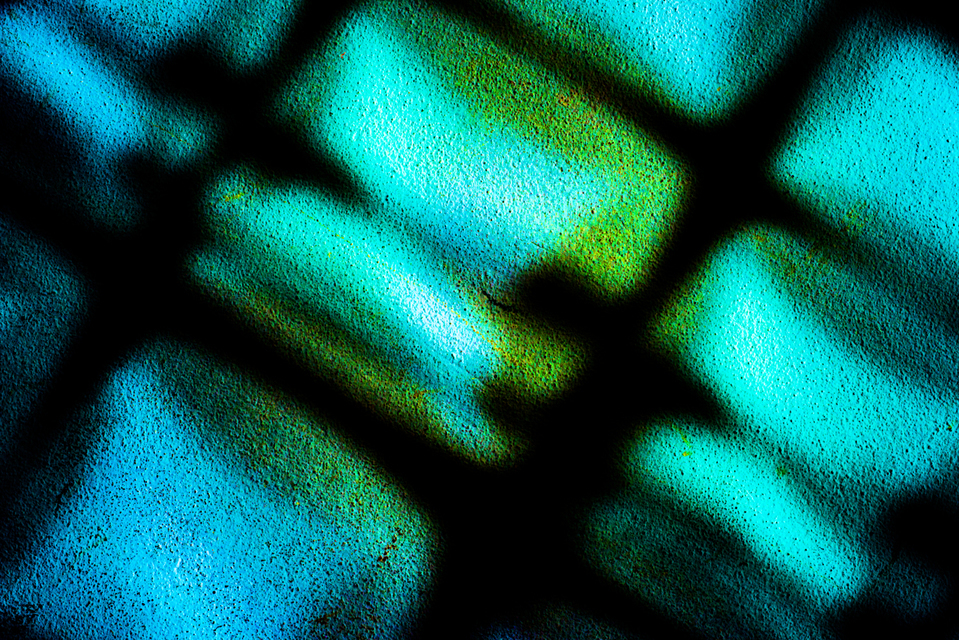 Window Reflection III - ID 004556