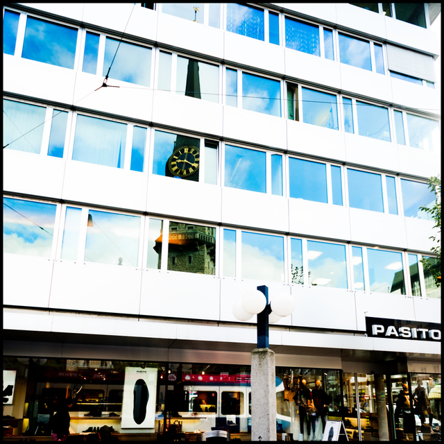 ZH 3pm21 - ID 004670