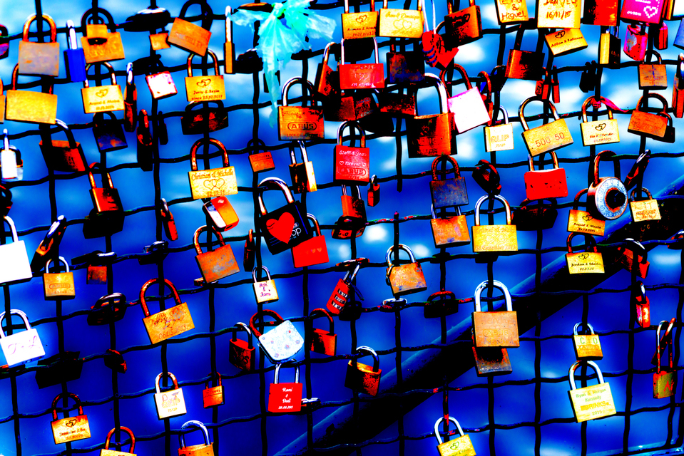 ZH Locked Up I - ID 004765