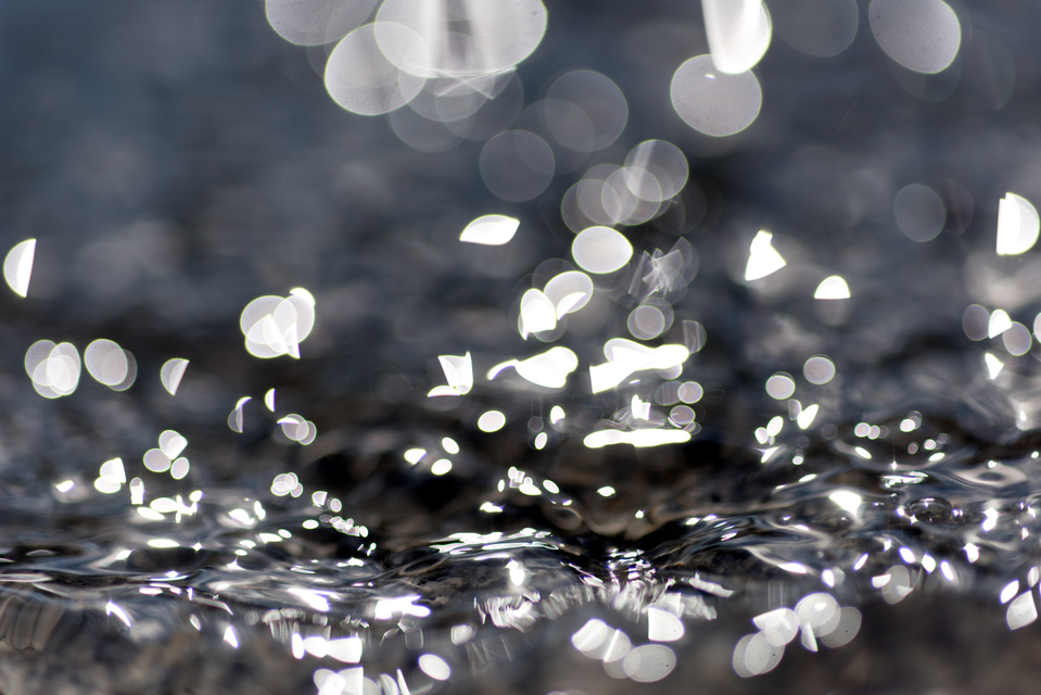 Water Play III - ID 005528