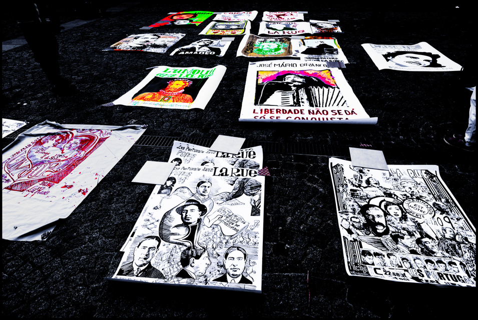 Art on Floor - ID 005640