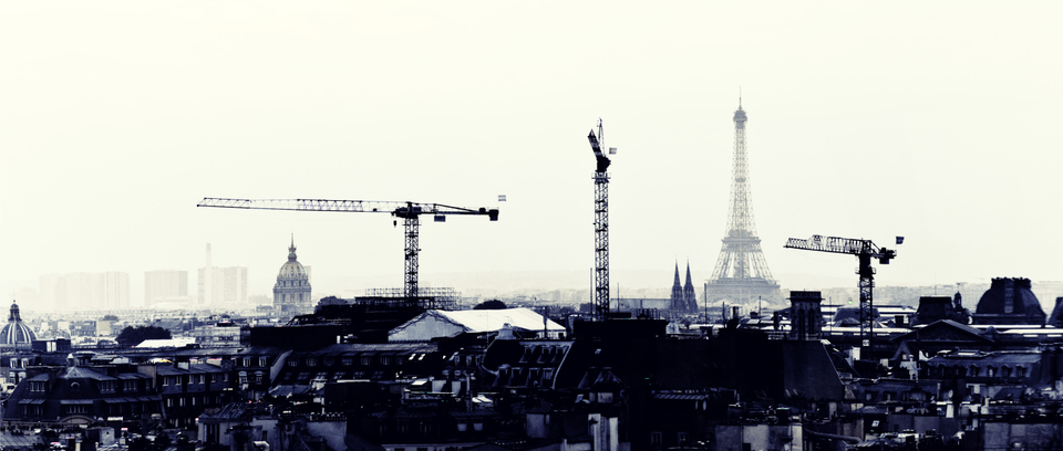 Eiffel Tower and Cranes - ID 005656