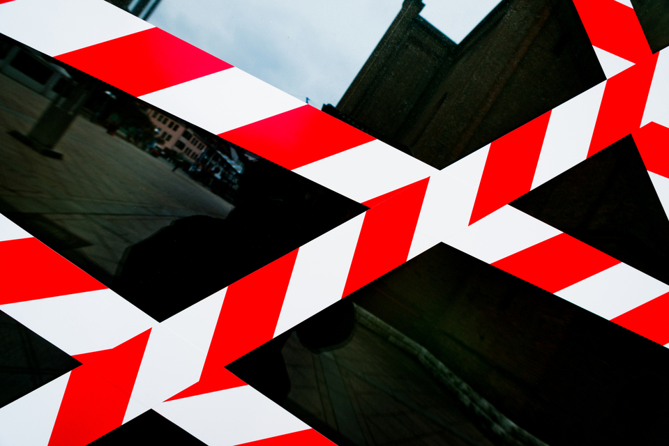 Red White II - ID 005912