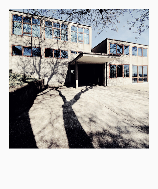 Shadow to Door or Wall - ID 006160