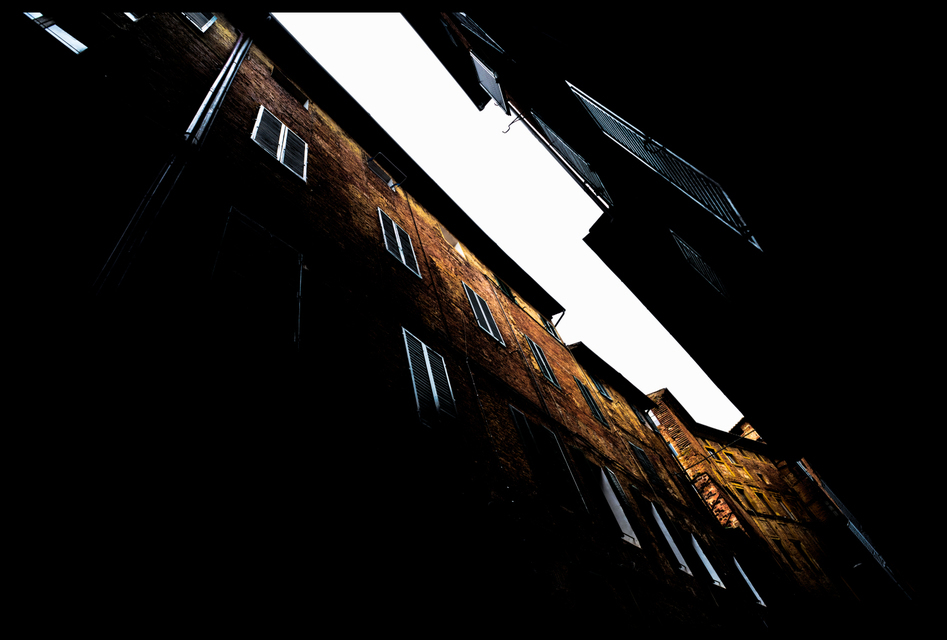 Shutters Closed - ID 006185